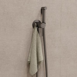 Встраиваемый смеситель с гигиеническим душем IDDIS Axes матовый графит (005GMR0i08)