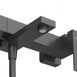 Смеситель для ванны и душа в комплекте с ручным душем, шлангом и держателем CEZARES SLIDER-VD