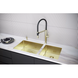 Смеситель Paulmark Leader с гибким изливом