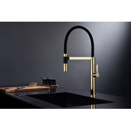 Смеситель Paulmark Leader с гибким изливом