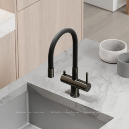 Смеситель для кухонной мойки Sancos Lucia SC4004GG вороненая сталь