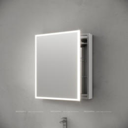 Зеркальный шкаф для ванной комнаты из алюминия SANCOS Evoke 600x700х136 мм