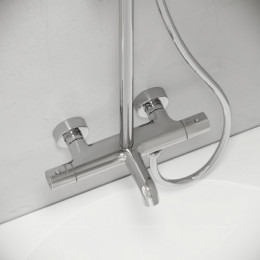 Душевая стойка с изливом и термостатом для ванны/душа Game