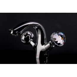 Смеситель для умывальника BRILLANTE Presente_Комплект