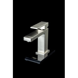 Cмеситель для умывальника Qubic Brushed Nickel