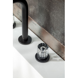 Смеситель на столешницу ELEGANTE на 3 отв. BLACK