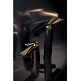 Смеситель напольный VENTURO черный-золото