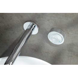 Смеситель автоматический для раковины из стены на 2 отв. TECH ХРОМ