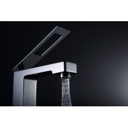 Смеситель Q для умыв. выс. ChromeChrome_Комплект