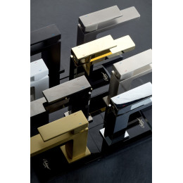 Cмеситель для умывальника Qubic Shine Gold