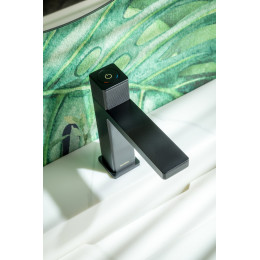 Смеситель для раковины Boheme Quad 159-B черный, автоматический
