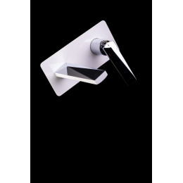 Смеситель для умывальника VENTURO белый + хром