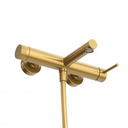 Смеситель для ванны и душа в комплекте с ручным душем, шлангом и держателем  CEZARES RELAX-VD