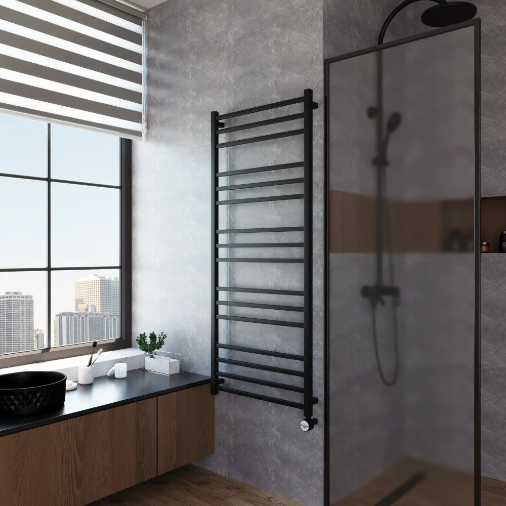 Полотенцесушитель электрический Grota Estro 630x1500 черный