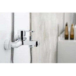 TEVIS Смеситель для ванны с коротким изливом, хром