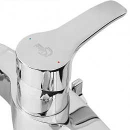 BD044AA ALPHA Однорукоятковый настенный смеситель для ванны/душа с длинным изливом, с керамическим переключателем, монтаж на стандартных эксцен