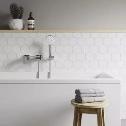 A7121AA EDGE Настенный Однорукоятковый смеситель для ванны/душа, керамический картридж 38 мм с функцией HWTC