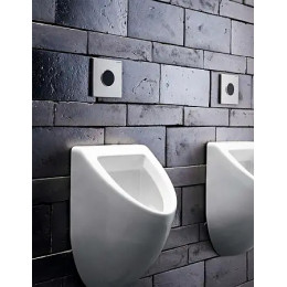 116.021.21.5 Система электронного управления смывом писсуара Geberit, питание от сети, защитная крышка типа 01: Глянцевый хром